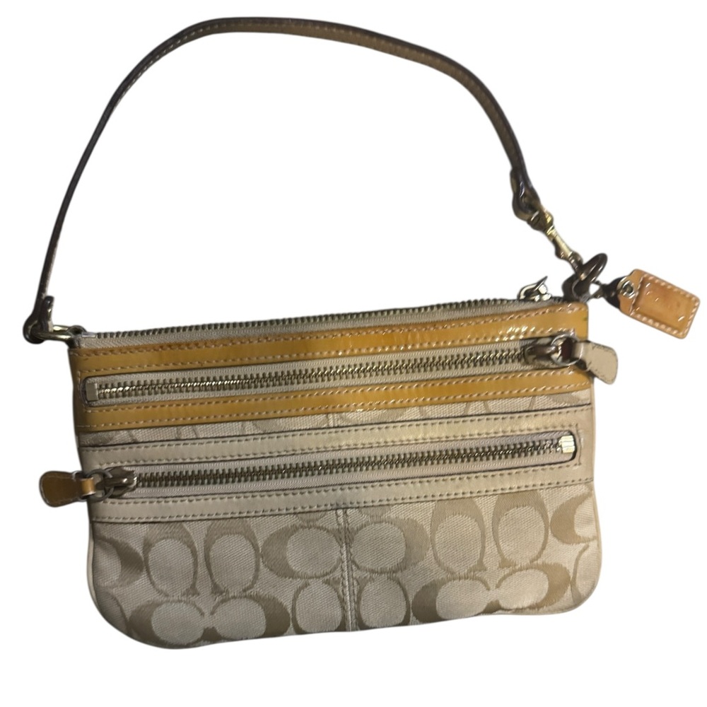Coach Signature C Triple Zip Wristlet Beige and Tan
